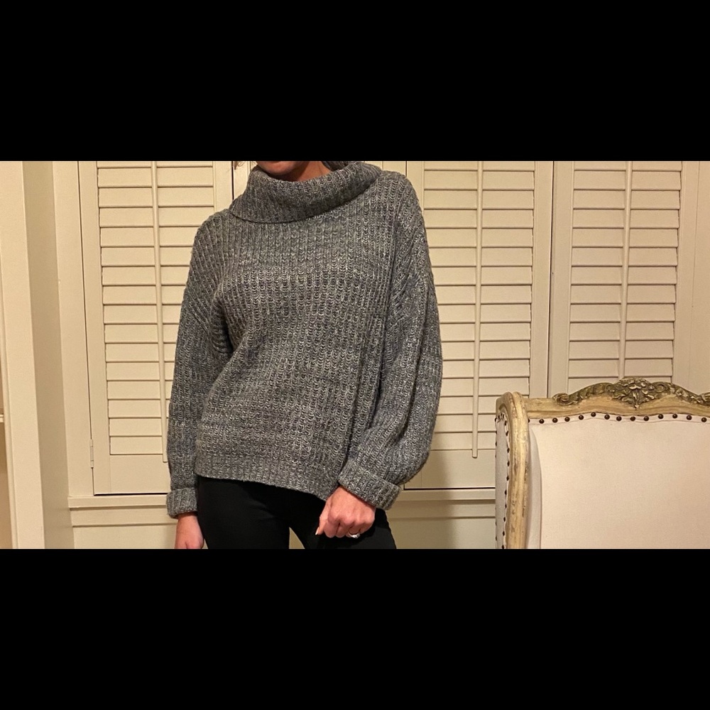 Lovers + Friends grey oversized sweater